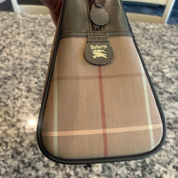 Authentic Burberry Plaid Vintage Handbag with Dark Brown Accents - Picture 13 of 13